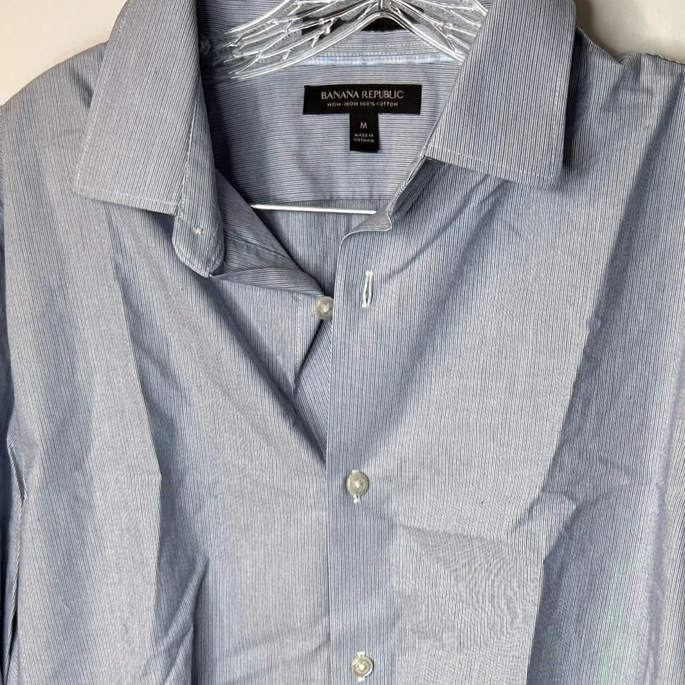 Banana Republic Men’s Slim Fit Non-Iron 100% Cotton Blue Shirt Button-up Size M